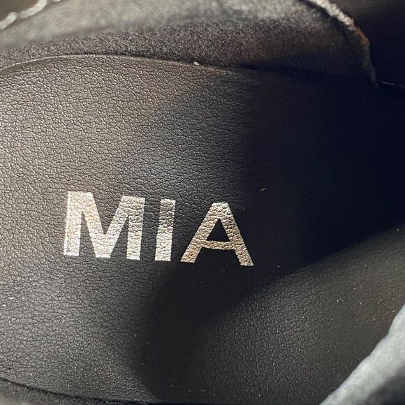 MIA Grey Wedge Bootie Women’s Size 9.5 Medium Pre-Owned - Picture 7 of 10